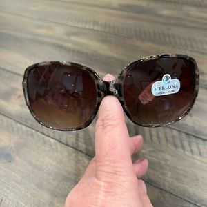 Versona sunglasses, tortoise, readers +2.5
